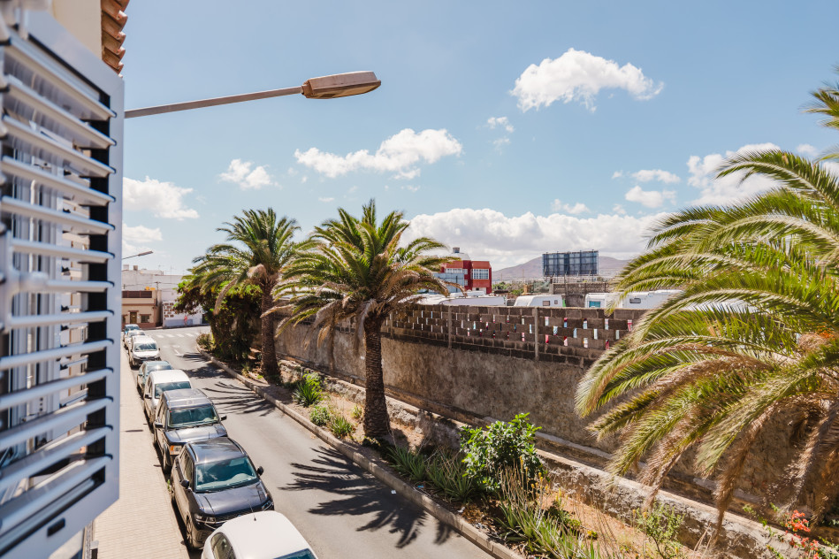 Calle Faro de Orchilla, Telde, Las Palmas, 35215 — foto 41