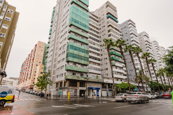 Avenida José Mesa y López #57, Las Palmas de Gran Canaria, Las Palmas, 35010
