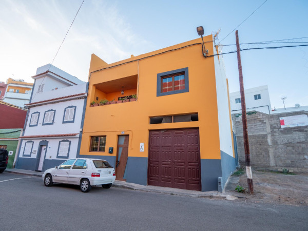 Santa María de Guía de Gran Canaria, Las Palmas, 35450