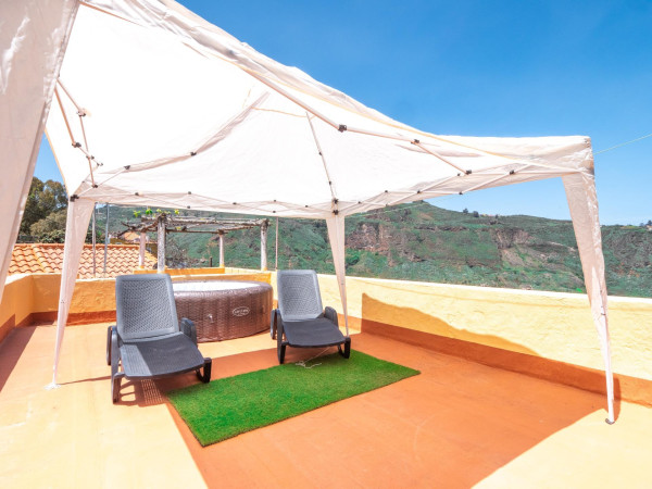 Vega de San Mateo, Las Palmas, 35328