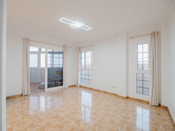 Santa María de Guía de Gran Canaria, Las Palmas, 35458