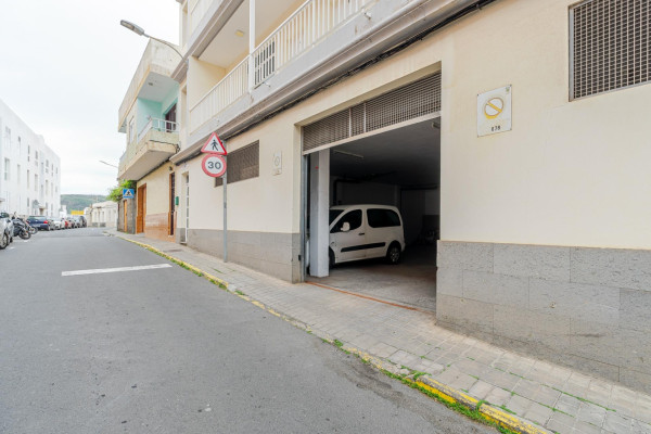Arucas, Las Palmas, 35400
