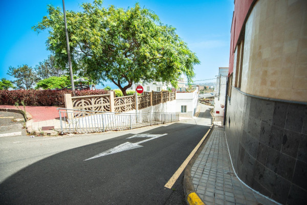 Arucas, Las Palmas, 35400
